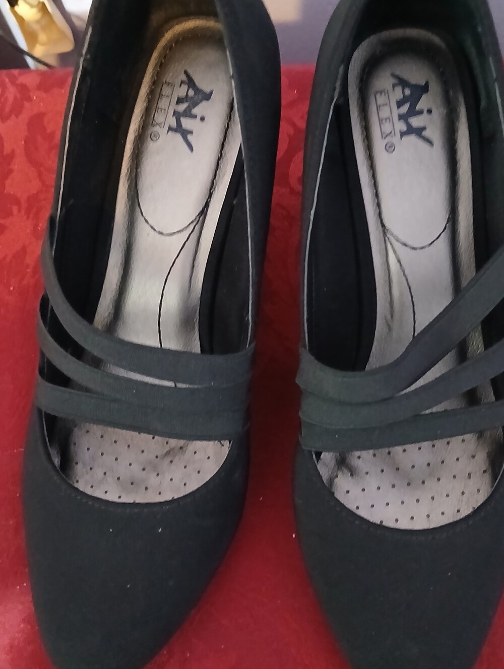 Black Strappy Pointed-Toe Women's Heels
